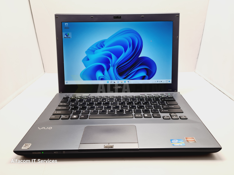 Sony-Vaio-VPCSB3S9E